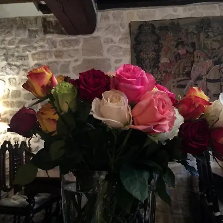 Boutique De La Place Des Vosges 3* Paris