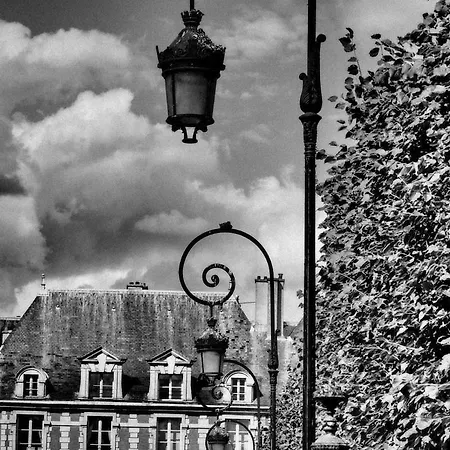 Boutique De La Place Des Vosges Hotel Paris