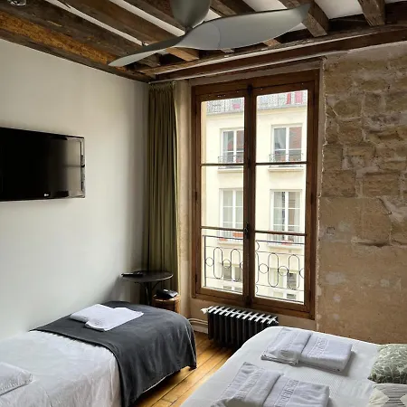 Hotel Boutique De La Place Des Vosges 3*