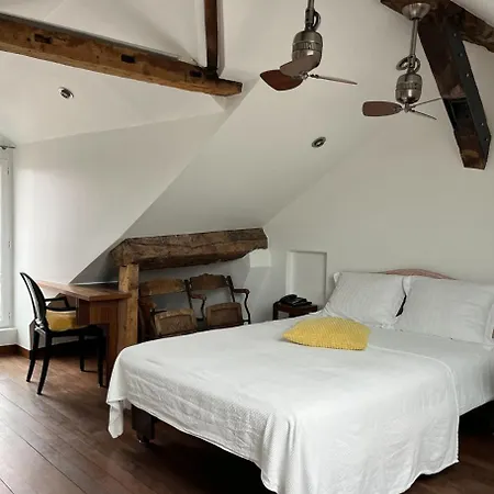 Hotel Boutique De La Place Des Vosges