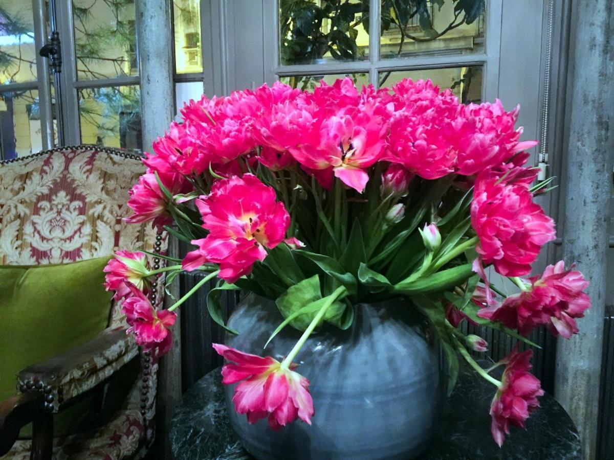 Boutique De La Place Des Vosges Parigi