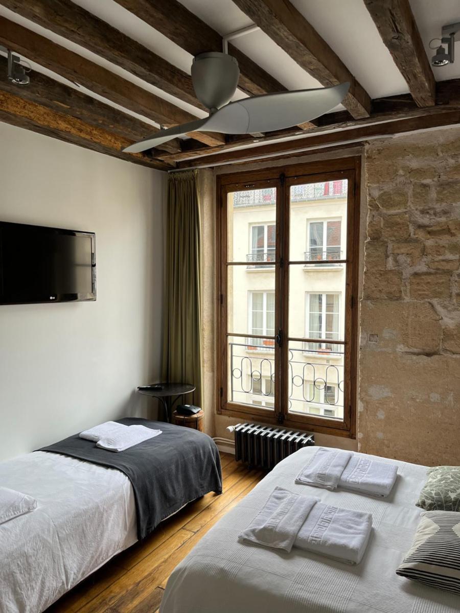 Hotel Boutique De La Place Des Vosges 3*