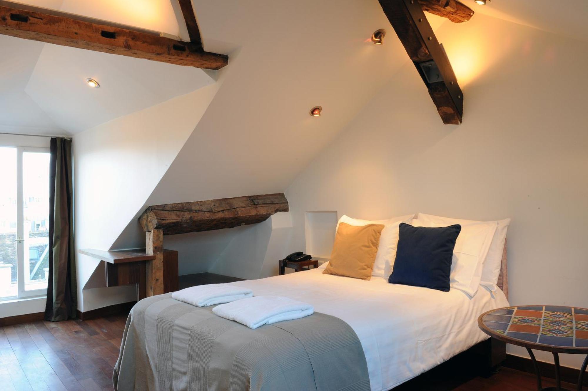 Boutique De La Place Des Vosges Hotel Paris